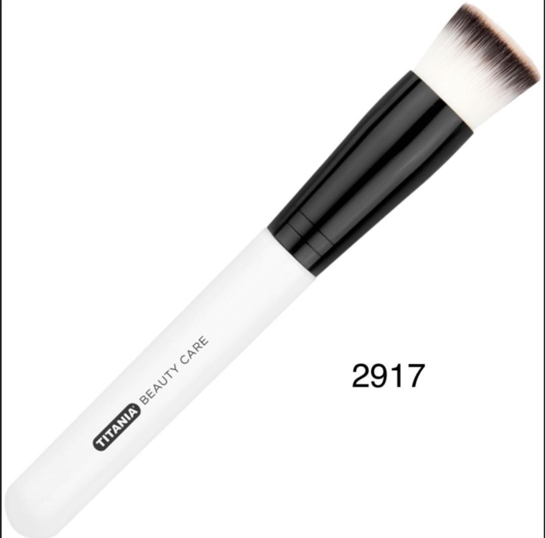 TITANIA- Foundation & Concealer Brush 2917